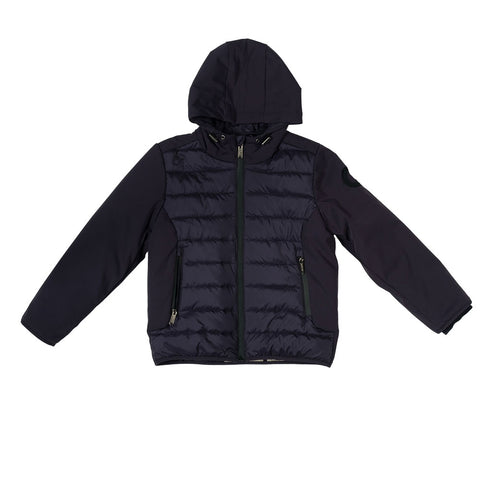 VESTE