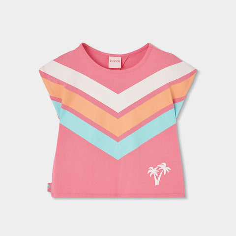 T-shirt rosa con design a zigzag colorato e palme sul davanti.