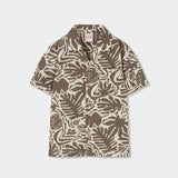 Camicia a manica corta con fantasia hawaiana su fondo chiaro