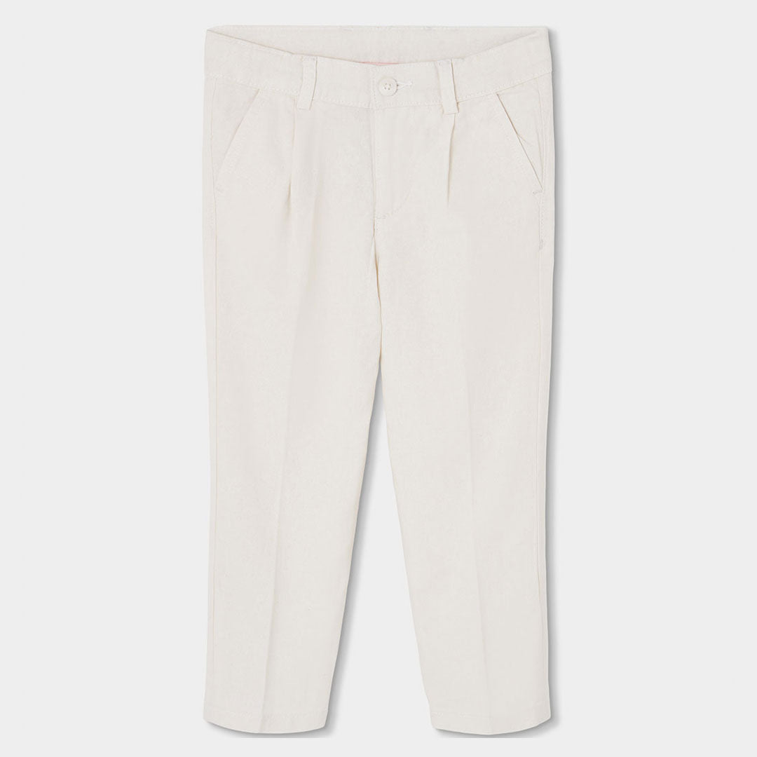 Un pantalone elegante e leggero pensato per i bimbi che vogliono muoversi con comodità senza rinu...