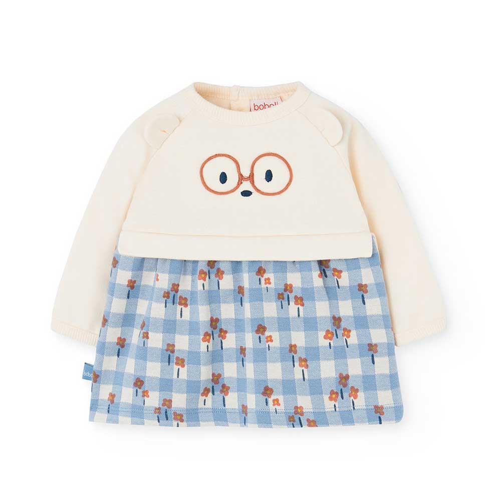 Scopri il nostro adorabile abito in felpa, perfetto per le piccole avventuriere di casa. Questo c...
