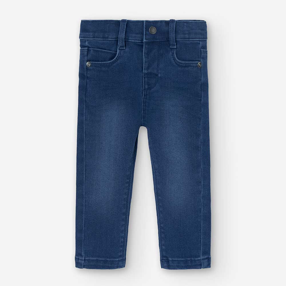 Questi pantaloni denim slim sono l'ideale per ogni occasione in autunno e inverno. Il loro taglio...