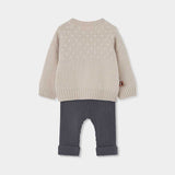 MAGLIA CON PINGUINO E PANTALONI
