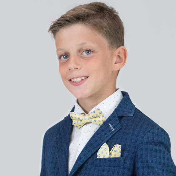 Magnifique nœud papillon de la ligne de vêtements pour enfants John Twig, avec des tissus précieu...