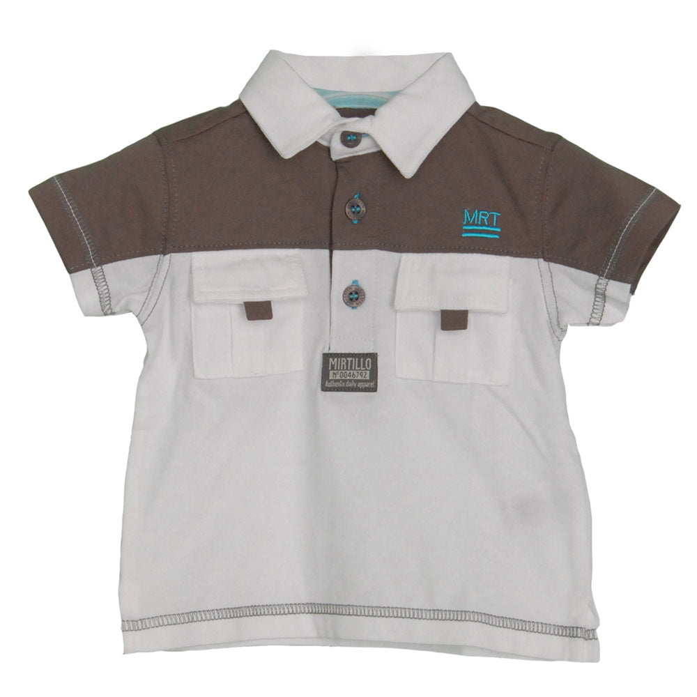Polo de la ligne vêtements enfant Mirtillo. Uni avec col contrasté.
  Petites poches à l'avant. A...