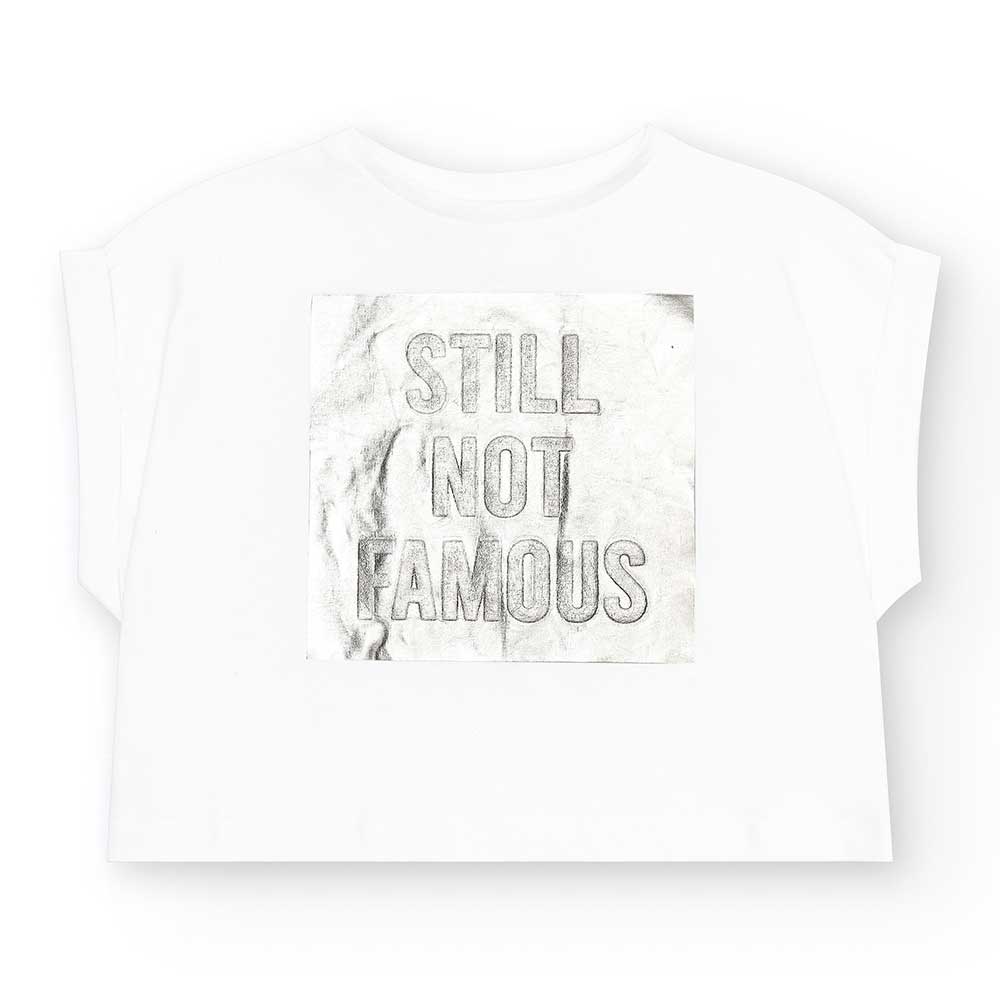 Scopri la t-shirt della linea Nath Kids, perfetta per le giornate primaverili ed estive. Con il s...