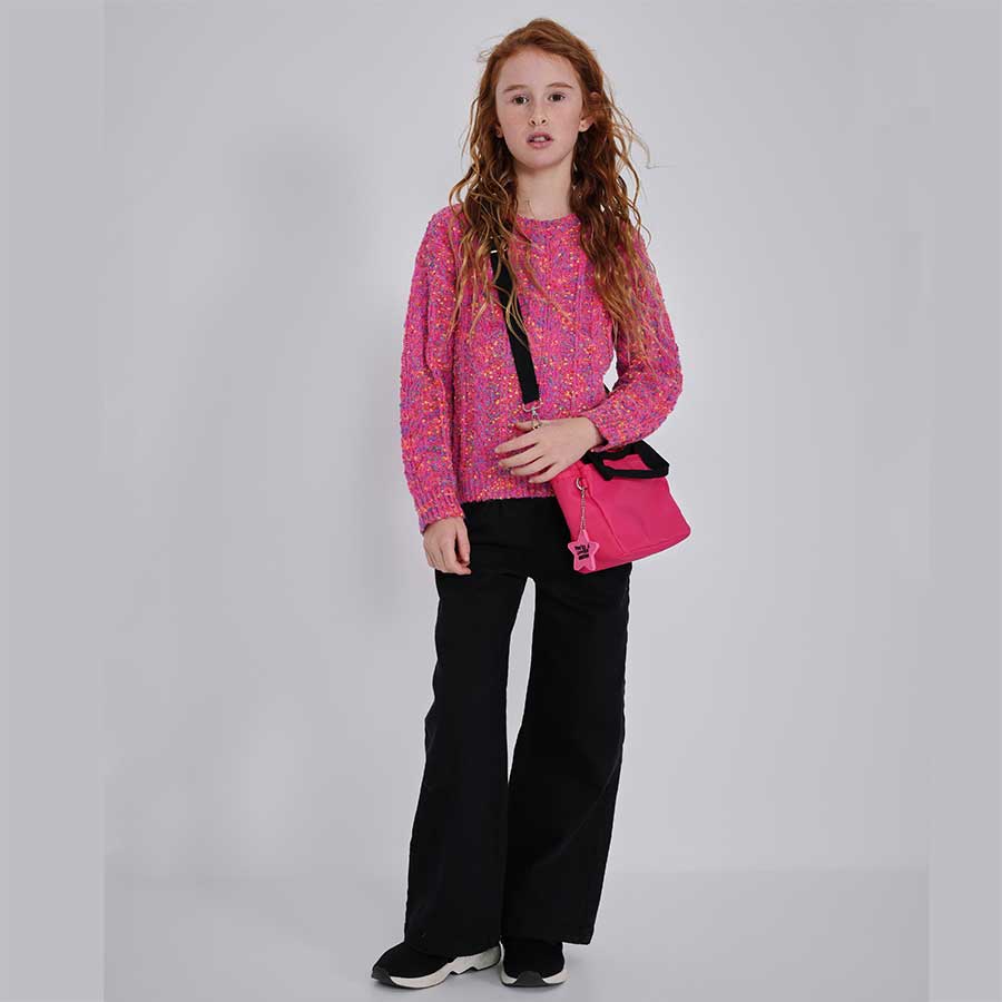 Questi pantaloni twill a zampa sono perfetti per accompagnare le tue bambine durante le fresche g...