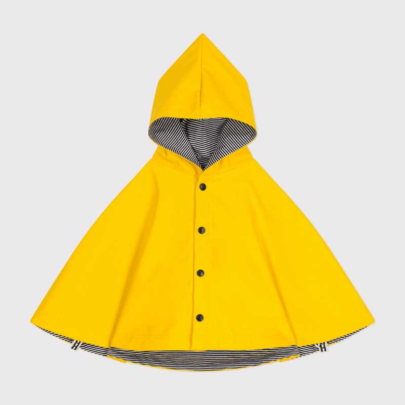 Mantellina della Linea Abbigliamento Banbino Petit Bateau. 
Apertura con automatici sul davanti e...