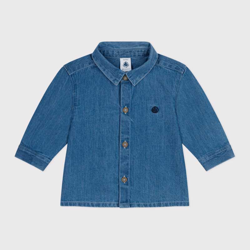 Questa camicia jeans a manica lunga è perfetta per il guardaroba primaverile ed estivo del tuo ba...