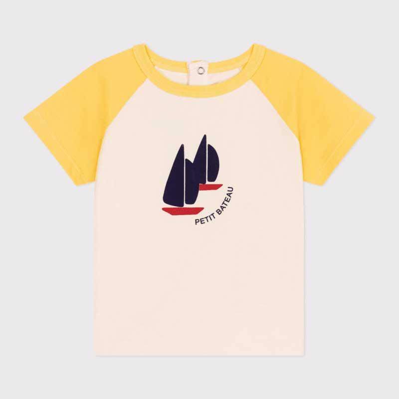 
T-shirt  della Linea Abbigliamento Bambino Petit Bateau in jersey leggero, un materiale morbido ...