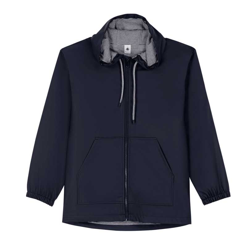 Ciré de la ligne Vêtements Femme Petit Bateau revisité dans un modèle à la coupe moderne et fémin...