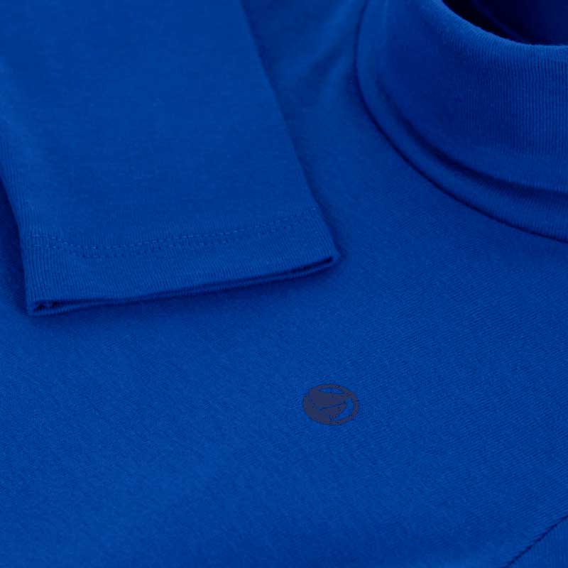 
Rollkragenpullover aus der Kinderbekleidungslinie Petit Bateau aus 1x1 Rippstrick, einem elastis...