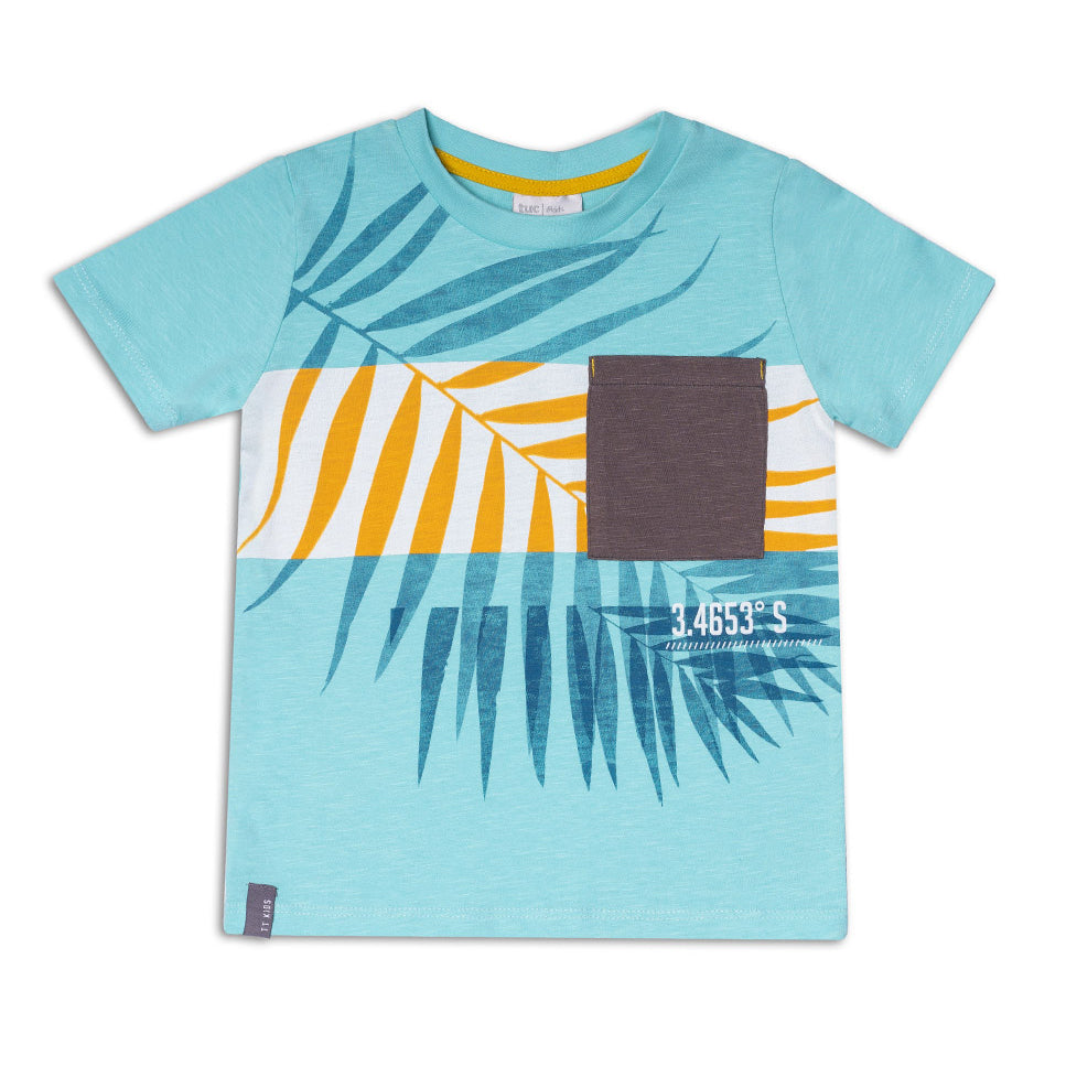 T-shirt della Linea Abbigliamento Bambino Tuc Tuc,, con taschino sul davanti e stampa tropicale i...