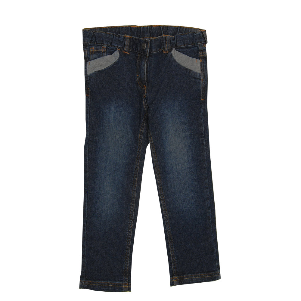 I jeans basic Tuc Tuc sono il capo perfetto per le bambine che vogliono un look semplice ma sempr...