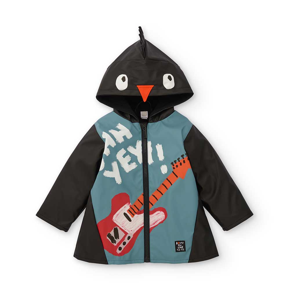 Cerata der Kinderbekleidungslinie Tuc Tuc, mit Kapuze mit Kamm und mehrfarbigem Design eines Gita...