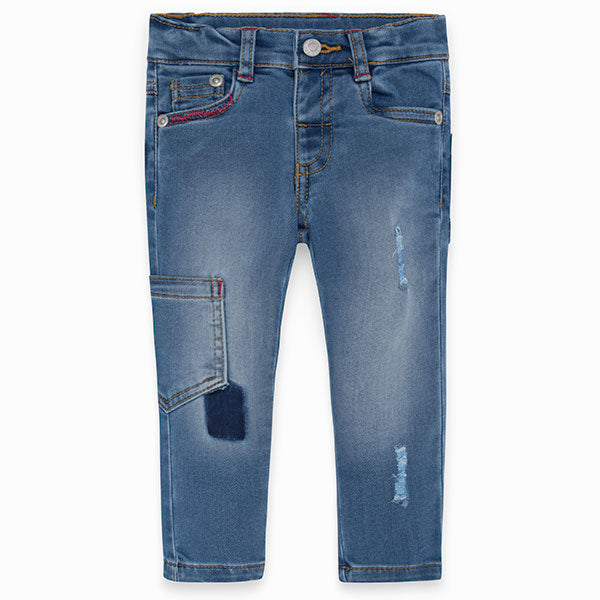 
  Pantaloni Jeans della linea abbigliamento bambino Tuc Tuc, con ricami multicolor.



  Composi...