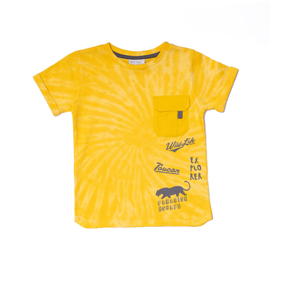 T-shirt della Linea Abbigliamento Bambino Tuc Tuc,, con taschino sul davanti e tinta fiammata. pi...